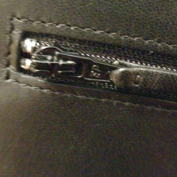 🌸SOLD🌸Chanel Wallet on Chain - Picture 8 of 8